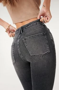 GOOD AMERICAN High Waisted ALWAYS FITS GOOD STRAIGHT | BLACK240