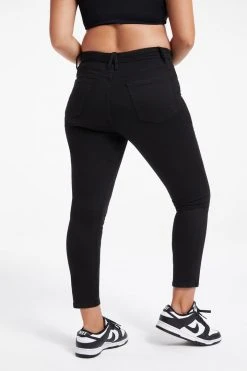 GOOD AMERICAN MATERNITY GOOD LEGS CROP | BLACK001