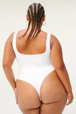GOOD AMERICAN GOOD FORM MODERN TANK BODY | WHITE001 Bodysuits