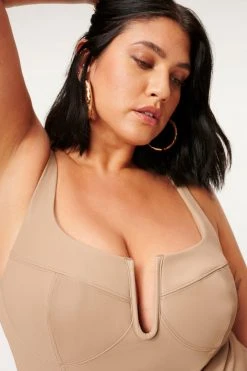 Cheap ๐ GOOD AMERICAN Bodysuits BETTER THAN LEATHER CORSET BODY | TAUPE001 โญ 22 GOOD AMERICAN Bodysuits BETTER THAN LEATHER CORSET BODY | TAUPE001