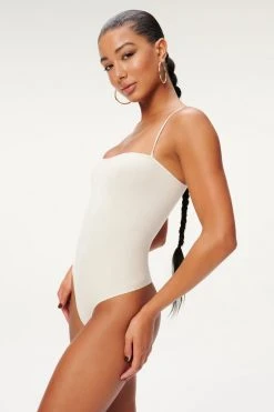 GOOD AMERICAN SEAMLESS SKINNY STRAP BODYSUIT | BONE001