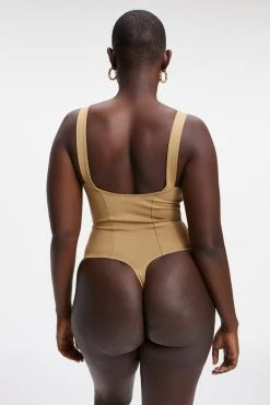 GOOD AMERICAN SCUBA CORSET BODYSUIT | PECAN001