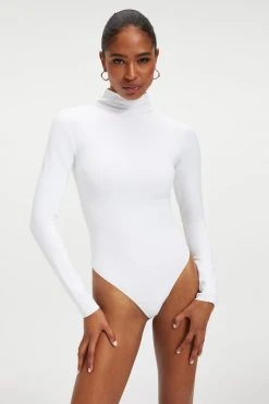 GOOD AMERICAN SCUBA MOCK NECK BODYSUIT | WHITE001