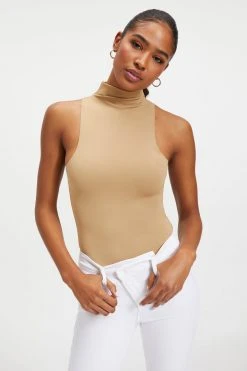 GOOD AMERICAN SCUBA MOCK NECK TANK BODYSUIT | PECAN001 Bodysuits