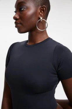 GOOD AMERICAN SCUBA TEE BODY | BLACK001 Bodysuits