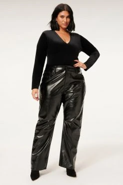 GA-FINAL VELVET DEEP V BODY | BLACK001