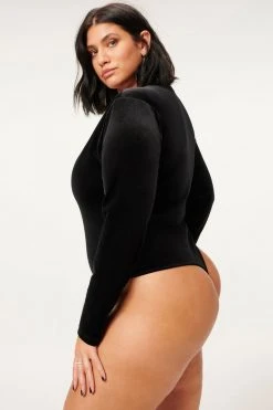 GA-FINAL VELVET DEEP V BODY | BLACK001