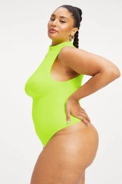 GA-SALE SEAMLESS FUNNEL TANK BODYSUIT | ELECTRIC LIME002