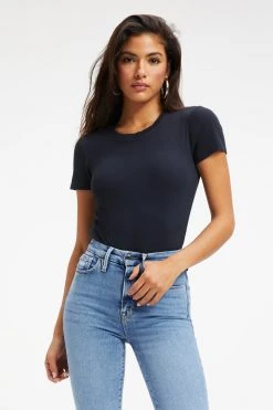 GOOD AMERICAN RIB FITTED TEE BODYSUIT | BLACK001