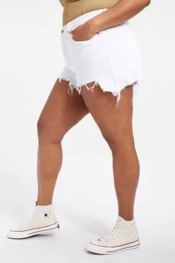 GOOD AMERICAN BOMBSHELL SHORT | WHITE038 High Waisted