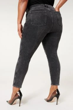 GOOD AMERICAN GOOD CURVE SKINNY CROP | BLACK225