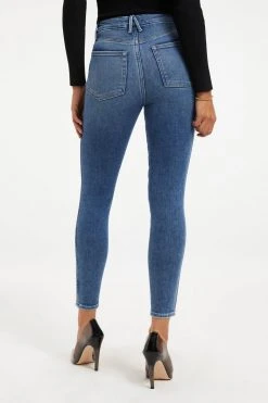 GOOD AMERICAN GOOD CURVE SKINNY CROP | INDIGO022