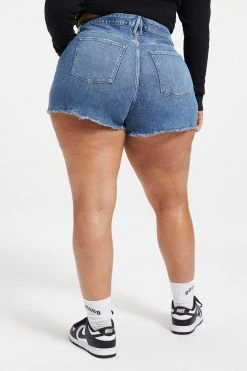 GOOD AMERICAN High Waisted CUT OFF SHORT | INDIGO048