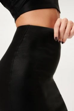 GA-SALE BETTER THAN LEATHER MIDI SKIRT | BLACK001