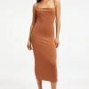 GOOD AMERICAN SCUBA SPAGHETTI MIDI DRESS | RUST001