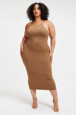 GOOD AMERICAN Good '90s GOOD TOUCH '90S HALTER DRESS | PECAN001