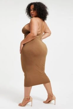 GOOD AMERICAN Good '90s GOOD TOUCH '90S HALTER DRESS | PECAN001