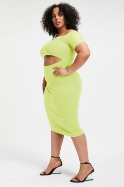 GOOD AMERICAN OFF SHOULDER CUT DRESS | KEY LIME001