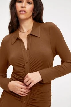 GOOD AMERICAN GOOD TOUCH BUTTON FRONT MIDI | BURNT CARAMEL002 Dresses