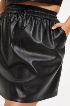 GOOD AMERICAN BETTER THAN LEATHER MINI SKIRT | BLACK001 Shorts & Skirts