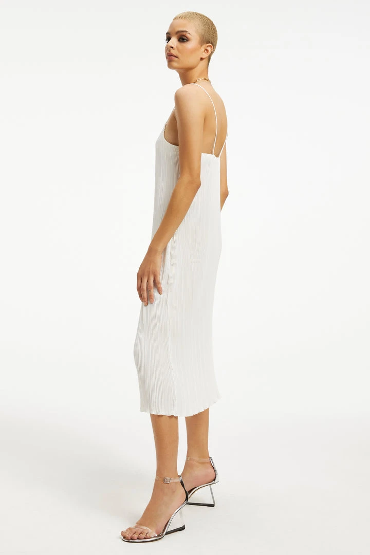 New 🔥 GOOD AMERICAN ALWAYS FITS PLISSÉ SLIP DRESS | IVORY001 DRESSes 🎉 2 GOOD AMERICAN ALWAYS FITS PLISSÉ SLIP DRESS | IVORY001 Dresses