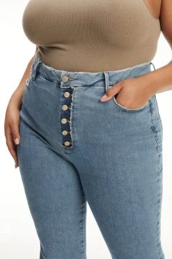GOOD AMERICAN GOOD FLARE RAW EXPOSED BUTTON | BLUE670 Bootcut & Flare