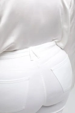 GOOD AMERICAN GOOD FLARE TWISTED SLIT | WHITE001 High Waisted