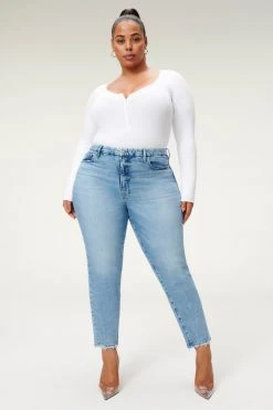 GOOD AMERICAN THE WEEKENDER JEAN | BLUE864