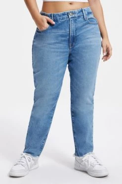 GOOD AMERICAN GOOD GIRLFRIEND PETITE | BLUE942 Relaxed