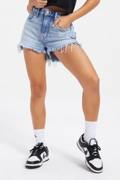 GOOD AMERICAN GOOD GIRLFRIEND SHORT | INDIGO108