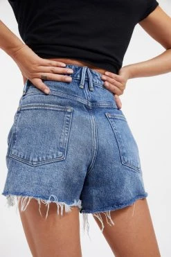 GOOD AMERICAN GOOD GIRLFRIEND SHORT | INDIGO109