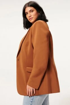 GOOD AMERICAN Tops FITTED SCUBA BLAZER | BURNT CARAMEL002