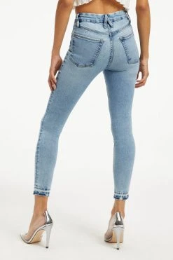 Brand new 👍 GOOD AMERICAN GOOD LEGS CROP CHEWED HEM | INDIGO147 🛒 15 GOOD AMERICAN GOOD LEGS CROP CHEWED HEM | INDIGO147