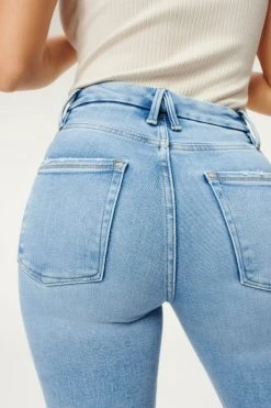 GOOD AMERICAN High Waisted GOOD LEGS CHEWED HEM | BLUE833