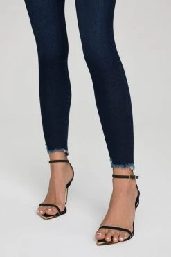 Coupon 🥰 GOOD AMERICAN Skinny GOOD LEGS CHEW BACK POCKETS | BLUE608 😉 31 GOOD AMERICAN Skinny GOOD LEGS CHEW BACK POCKETS | BLUE608