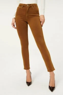 GA-SALE GOOD LEGS CIG | BRONZE001