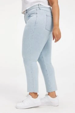 GOOD AMERICAN High Waisted GOOD LEGS CIGARETTE RAW HEM | INDIGO145