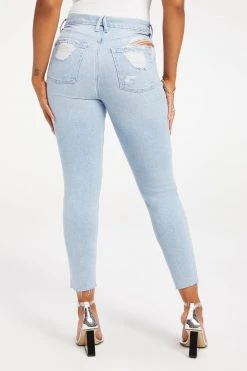 GOOD AMERICAN GOOD LEGS CROP RAW HEM | INDIGO148