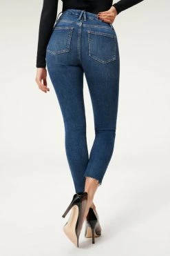 GOOD AMERICAN High Waisted GOOD LEGS CROP RAW HEM | BLUE835