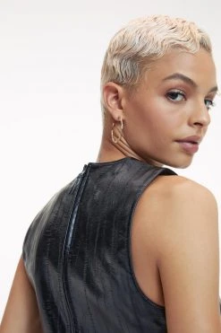 GOOD AMERICAN Tops BETTER THAN LEATHER CROP TOP | BLACK EEL001