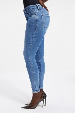 GOOD AMERICAN High Waisted GOOD LEGS DEEP V YOKE | INDIGO005