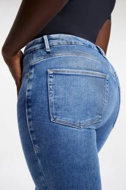 GOOD AMERICAN High Waisted GOOD LEGS DEEP V YOKE | INDIGO005