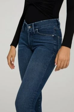 GOOD AMERICAN Mid-Rise Jeans GOOD LEGS LOW | BLUE620
