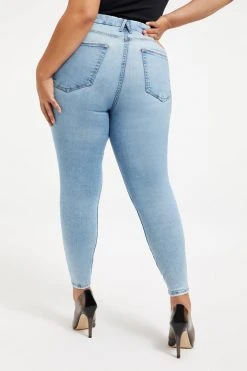 GOOD AMERICAN High Waisted GOOD LEGS NATURAL FRAY HEM | INDIGO151