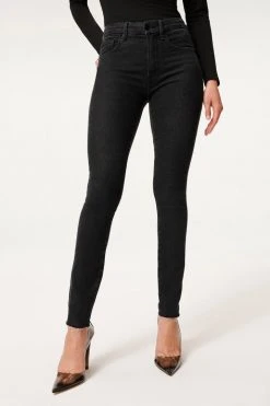 GOOD AMERICAN High Waisted GOOD LEGS RAW HEM | BLACK184