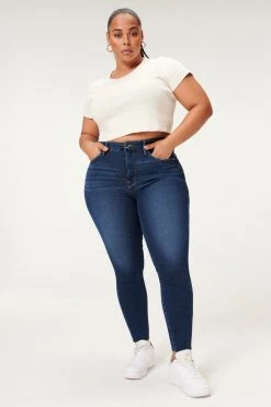 GOOD AMERICAN High Waisted GOOD LEGS RAW HEM | BLUE866