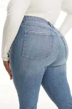 GOOD AMERICAN High Waisted GOOD LEGS RAW STEP HEM | BLUE663