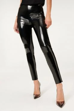 GOOD AMERICAN VINYL PULL ON LEGGING | BLACK001