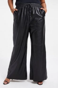 GOOD AMERICAN Leggings & Pants LEATHER WIDE LEG | BLACK001