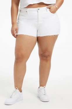 GOOD AMERICAN High Waisted GOOD '90S SHORT | WHITE001